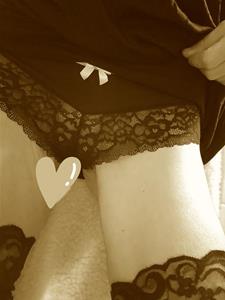 Mézy 43 éves nő, Győr-Moson-Sopron megye