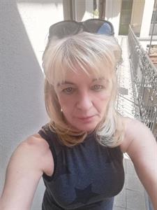 mia 58 éves nő, Budapest