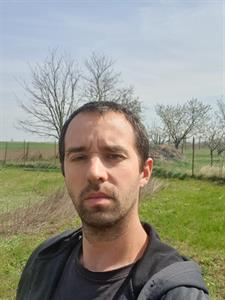 Mihály90 35 éves férfi, Pest megye