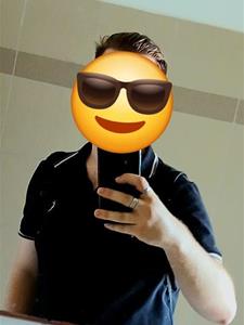 Mikeee 20 éves férfi, Veszprém megye