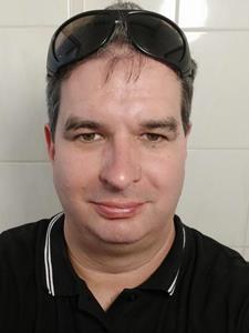 mikimoka 44 éves férfi, Jász-Nagykun-Szolnok megye
