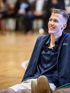 Milán 21 éves férfi, Budapest