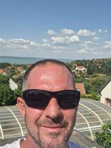 Mimo 45 éves férfi, Veszprém megye