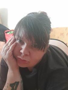 Mòncsi 43 éves nő, Budapest