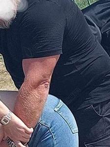 Móni 51 és 51 éves nő, Csongrád megye