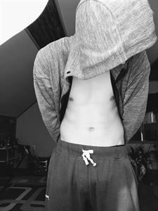 MrBence24 25 éves férfi, Jász-Nagykun-Szolnok megye