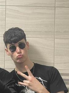Mxtexx 20 éves férfi, Pest megye