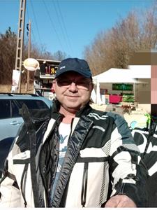 Mz/x 55 éves férfi, Komárom-Esztergom megye