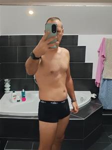 Norbaa 46 éves férfi, Győr-Moson-Sopron megye