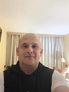 Norbert76 49 éves férfi, Fejér megye