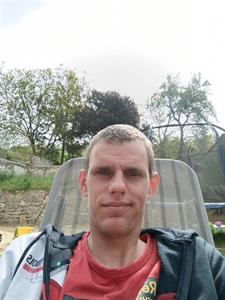 Norbi88 36 éves férfi, Komárom-Esztergom megye