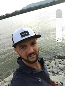 Nron 39 éves férfi, Komárom-Esztergom megye