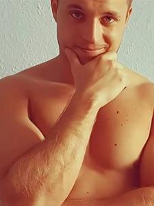 NyelvészDr 35 éves férfi, Csongrád megye