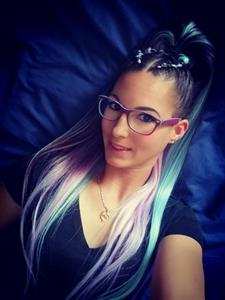 Nyikíta 36 éves nő, Zala megye