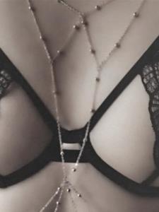 Nyusssziii 37 éves nő, Vas megye