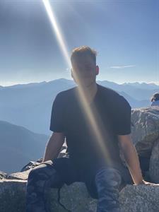 Olivér 28 éves férfi, Budapest