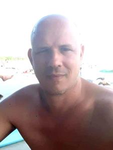 ORALIS 47 éves férfi, Budapest
