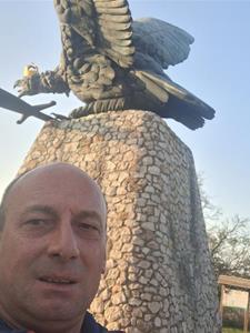 Papiri 50 éves férfi, Budapest