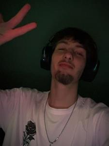 patrik 18 éves férfi, Hajdú-Bihar megye