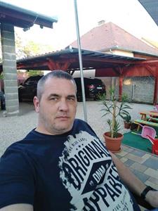 Pécsi srác 51 éves férfi, Baranya megye