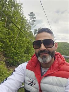 Pet43 43 éves férfi, Heves megye