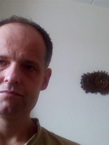 Péter 52 éves férfi, Budapest