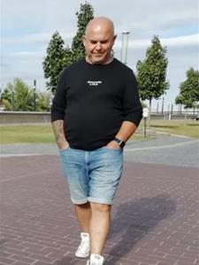 Péter 57 éves férfi, Győr-Moson-Sopron megye