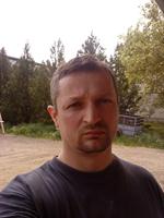 peti 50 éves férfi, Pest megye