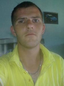 Peti 39 éves férfi, Jász-Nagykun-Szolnok megye