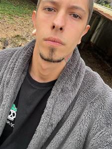 Peti 22 éves férfi, Heves megye