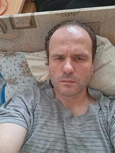 Peti 39 éves férfi, Jász-Nagykun-Szolnok megye