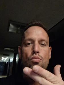 Peti 42 éves férfi, Győr-Moson-Sopron megye