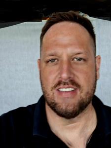 Peti 42 éves férfi, Győr-Moson-Sopron megye