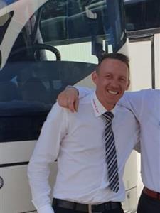 Petya 48 éves férfi, Heves megye