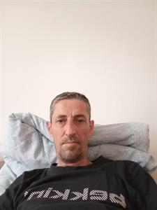 Petya 45 éves férfi, Budapest