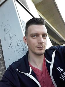 Petya 42 éves férfi, Budapest