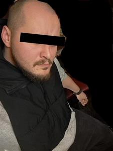 Pimpkinn 29 éves férfi, Budapest