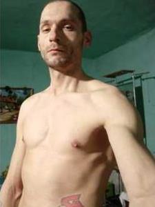 Pinamumus 31 éves férfi, Győr-Moson-Sopron megye