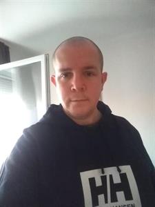 PuncinyaloCsabesz 40 éves férfi, Vas megye