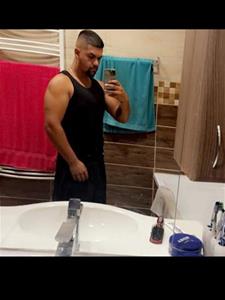 Radics 22 éves férfi, Budapest