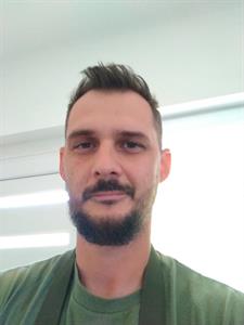 Rob 36 éves férfi, Pest megye