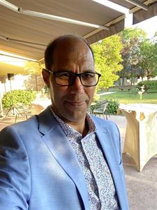 Robi1048 47 éves férfi, Pest megye