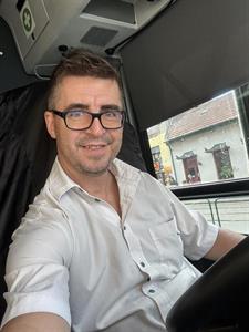 Robrobert 45 éves férfi, Budapest