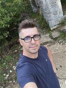 Robrobert 45 éves férfi, Budapest