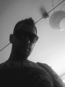 Roli 36 éves férfi, Győr-Moson-Sopron megye