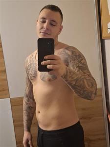 Roli 26 éves férfi, Budapest