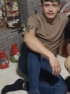 Romeo 19 éves férfi, Baranya megye