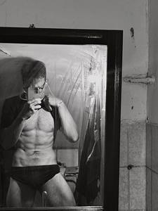 Ron 25 éves férfi, Budapest