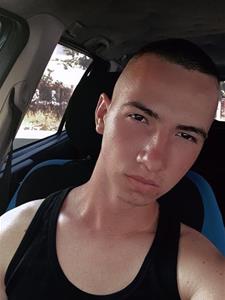 Royalboy 20 éves férfi, Heves megye