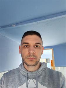 Sanya29 35 éves férfi, Pest megye